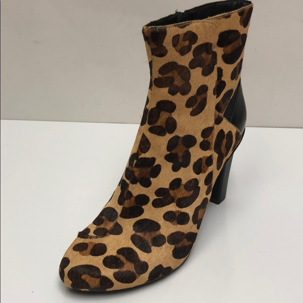 Tsubo women’s Boots Cheetah Leather 7.5 New